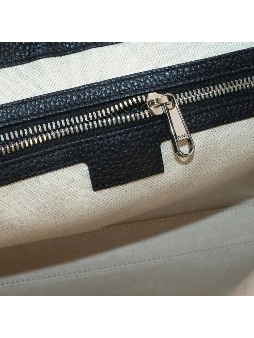 Gucci Jumbo GG Shoulder Bag Leather Black Silver